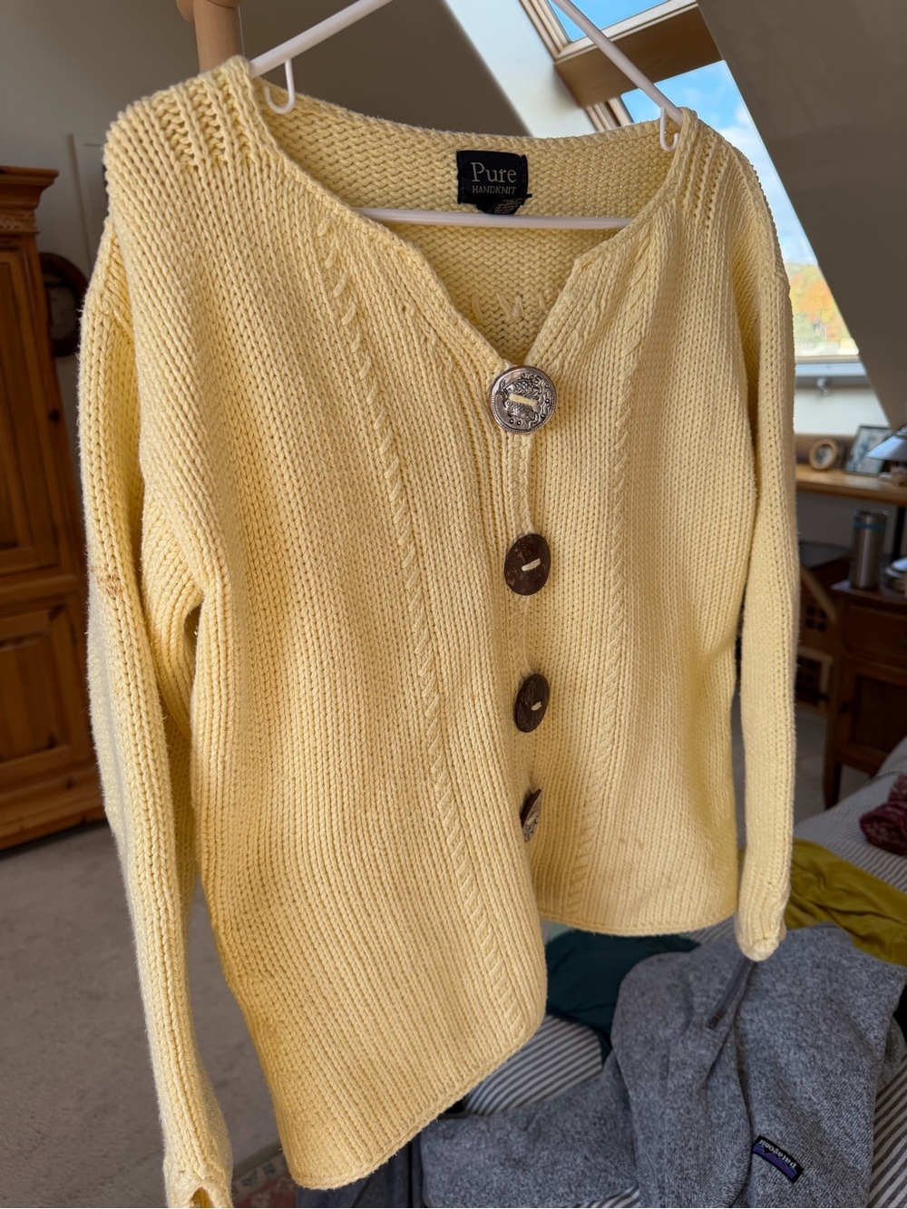 Women's Cream Yellow Button-Front Knit Sweater. Cotton. Small/fits medium.